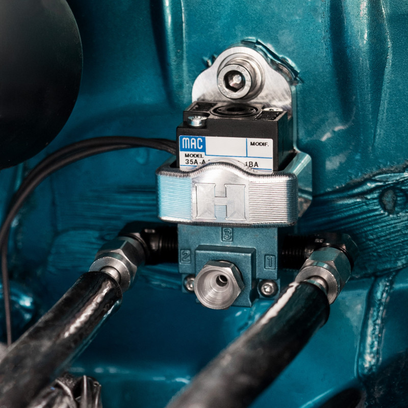 MAC 3-Port Boost Solenoid Billet Mounting Bracket - Picture 1 of 8